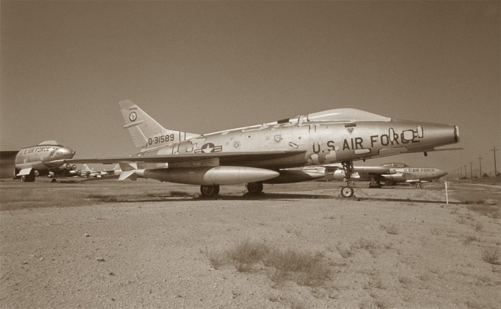 Boneyard Files: North American F-100 Super Sabre - Supersonic Pioneer 12 left in the sand North American F-100 Super Saber
