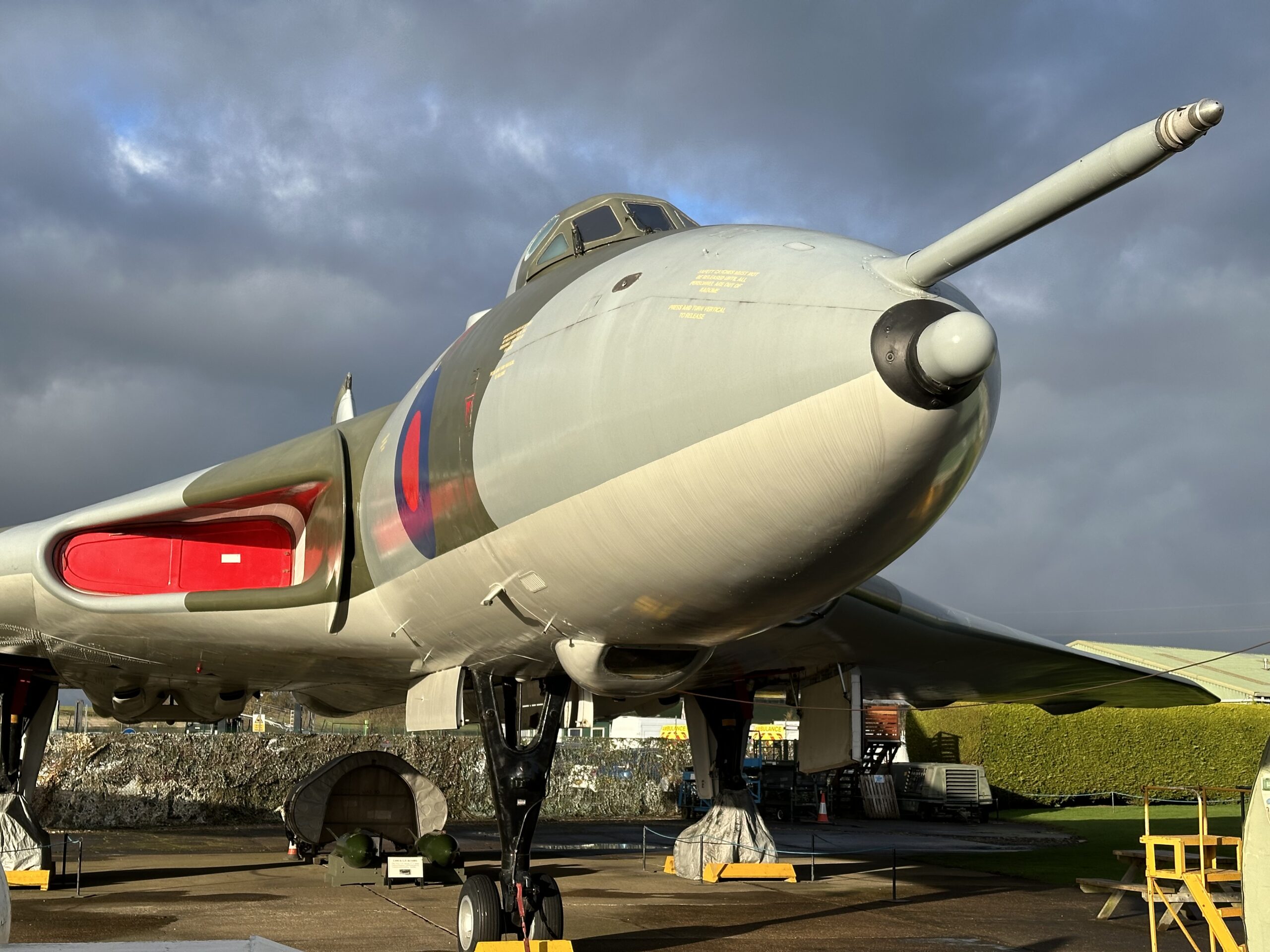 Avro Vulcan XM594 continues to receive attention for structural repairs and ongoing maintenance. [Photo by Howard Heeley, Down To Earth Promotions]