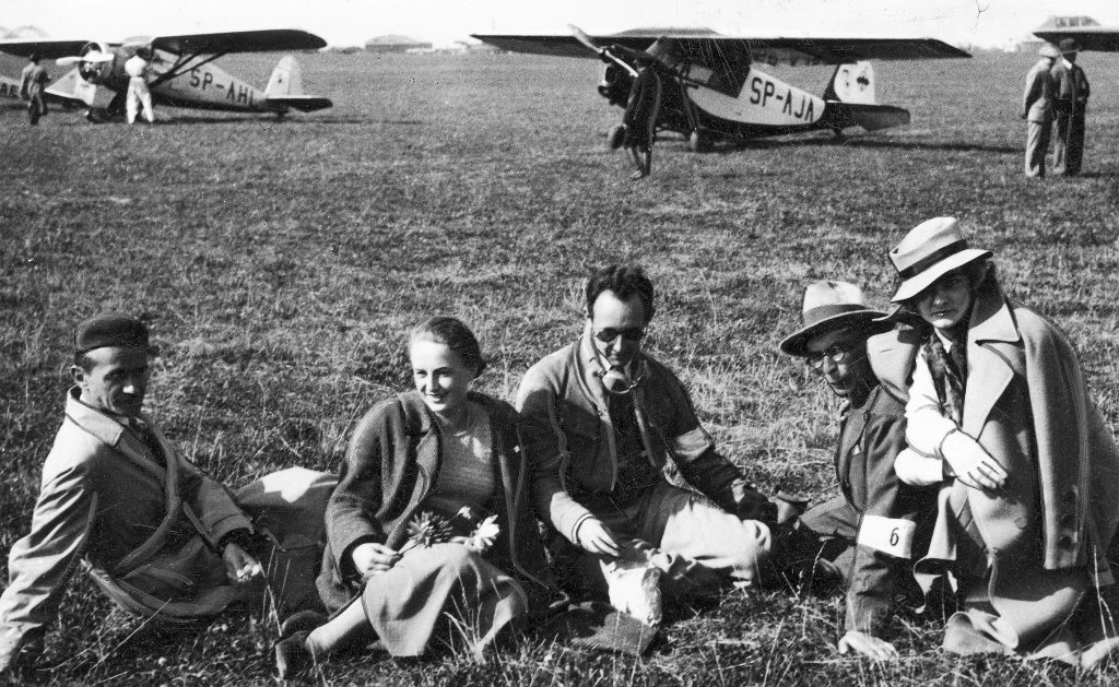 Building the Legend Again: Poland's Campaign to Return the RWD-6 to Flight 12 03 1 0 14 1290 149455 meeting lotniczy we lwowie 1933