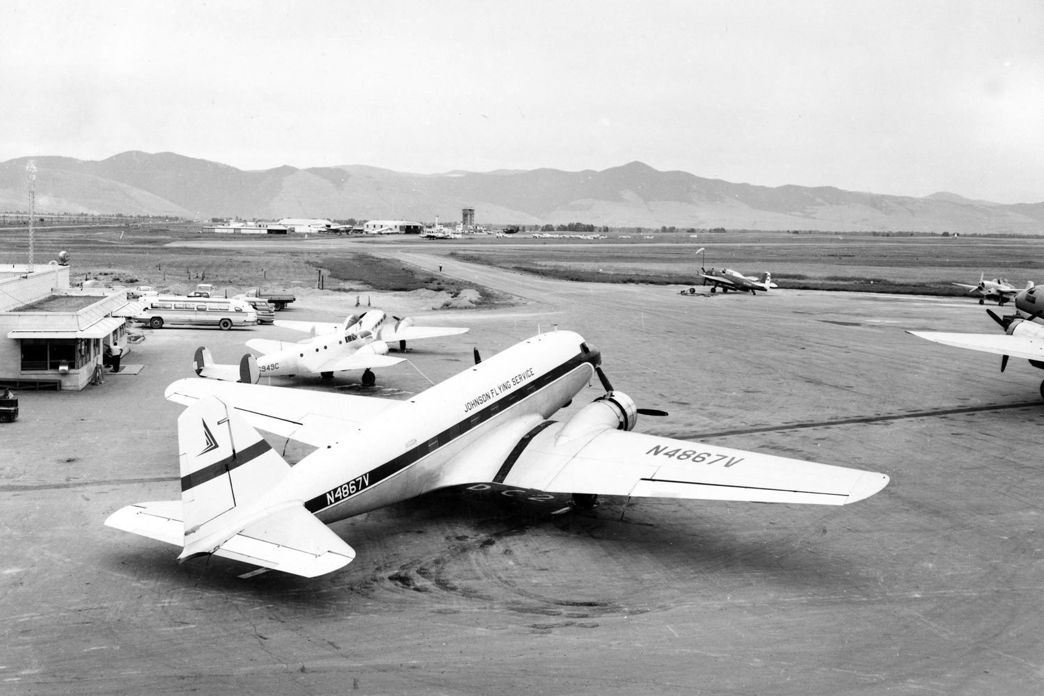 Adam’s Profile Reports: Douglas DC-2 N13711 21 0488406 e1778343643686
