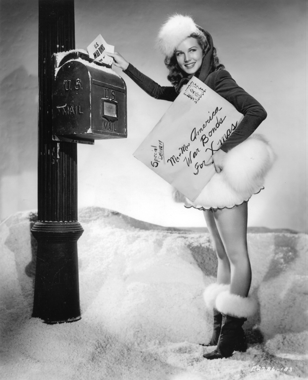 When Christmas Came to a Nation at War: Life on the American Home Front 10 1 War Bond Christmas