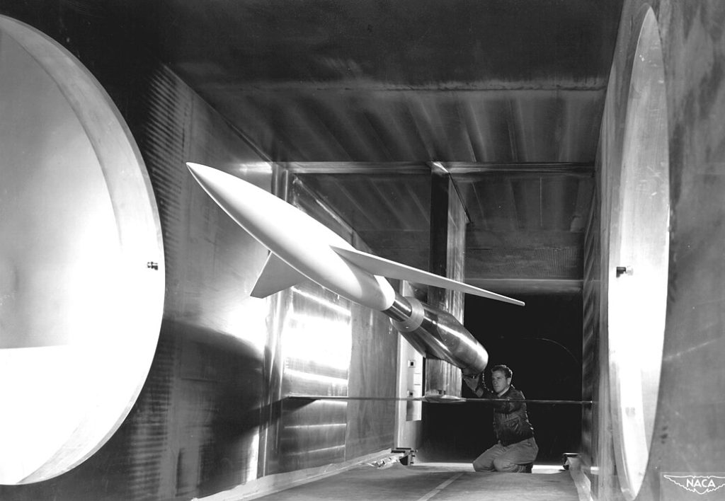 1041px Model in Supersonic Wind Tunnel GPN 2000 001631