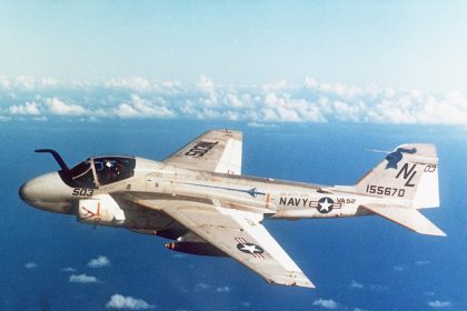 1068px Grumman A 6E Intruder of VA 52 in flight in 1981 6379373
