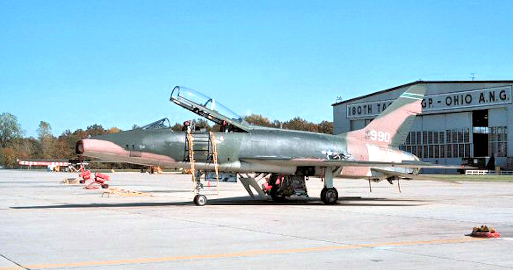 112th Tactical Fighter Squadron North American F 100F 15 NA Super Sabre 56 3990