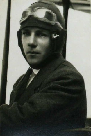 Aces: Charles Dawson Booker - The 29 Victories of Sopwith Triplane Master 10 Charles Dawson Booker