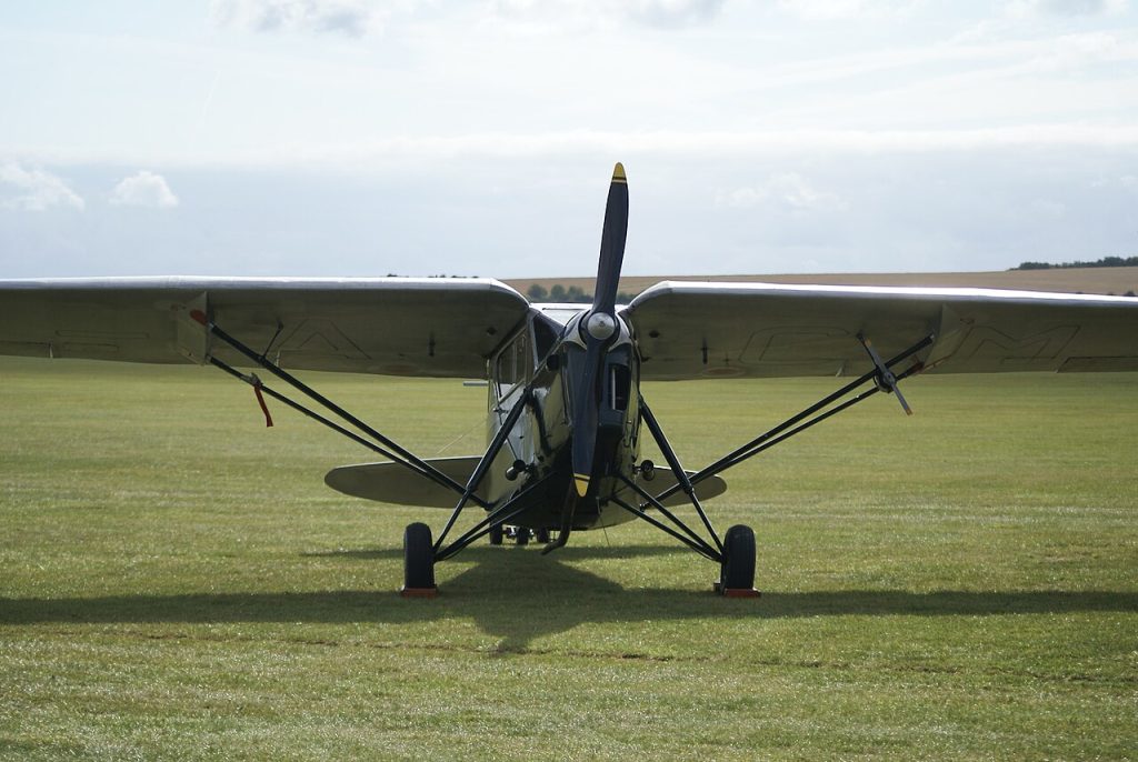 Today In Aviation History: First Flight of the de Havilland DH.85 Leopard Moth 12 1280px Duxford Air Show Flickr p a h 7