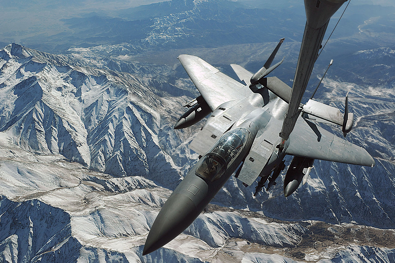 1280px F 15E Refuelling over Afghan mountains 081211 F 7823A 185