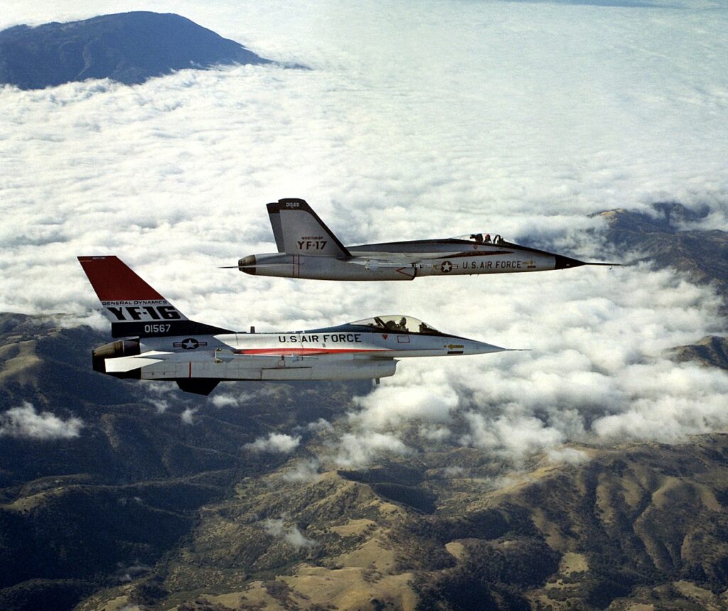 1286px YF 16 and YF 17 in flight