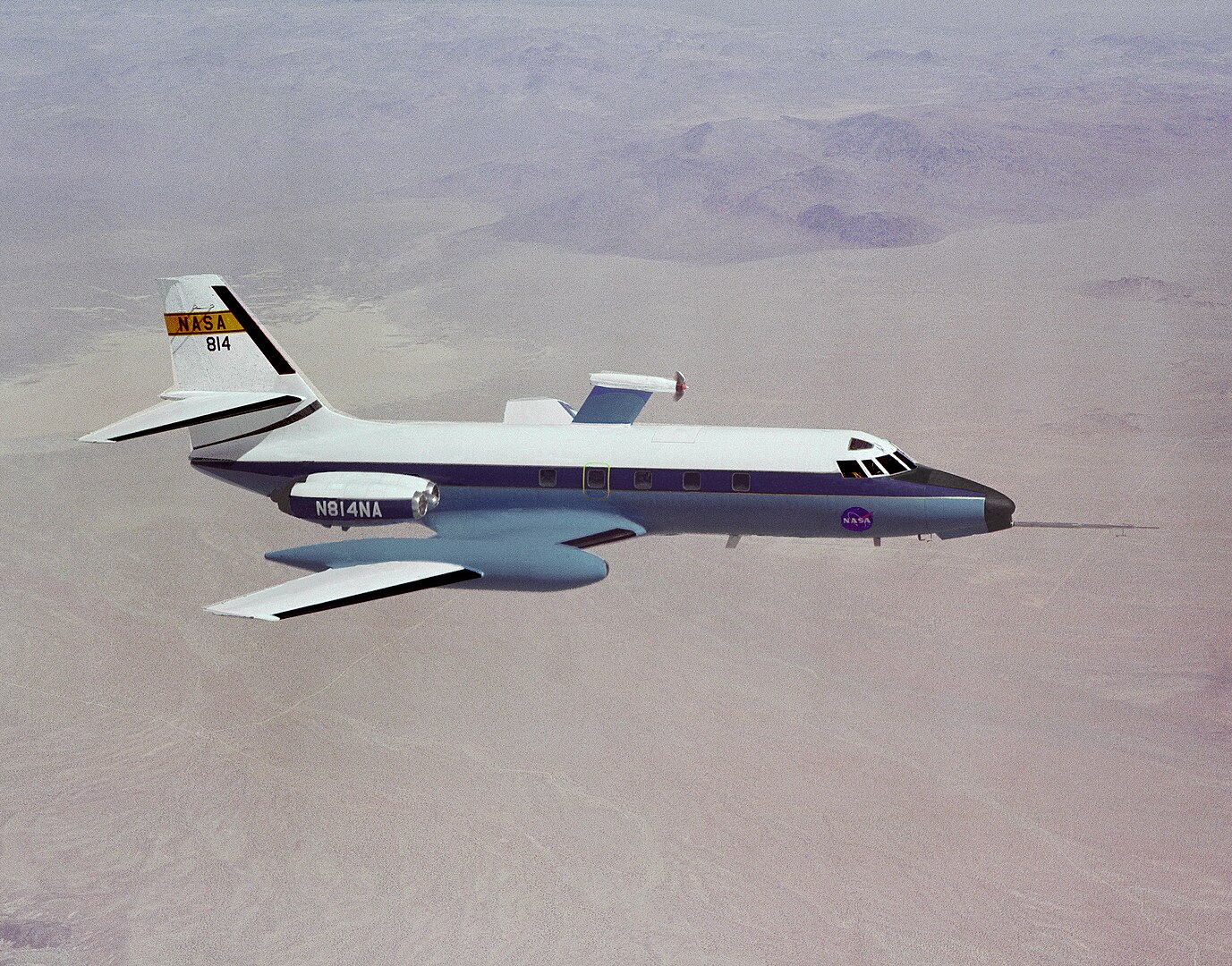 1377px NASA JetStar Side