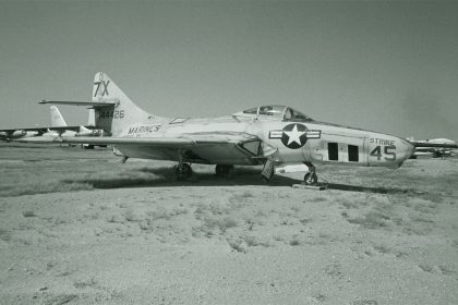 Grumman F-9F Cougar