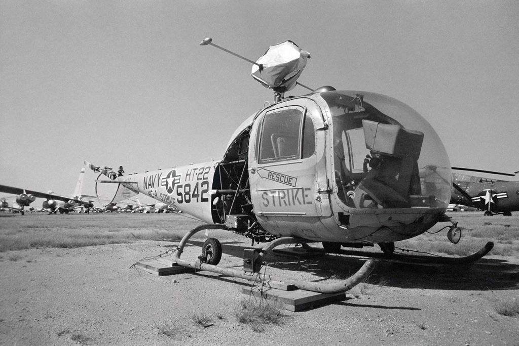 Boneyard Files: Bell HTL-7 - The Rare Double Cockpit Trainer Lost in the Desert 12 Bell HTL-7