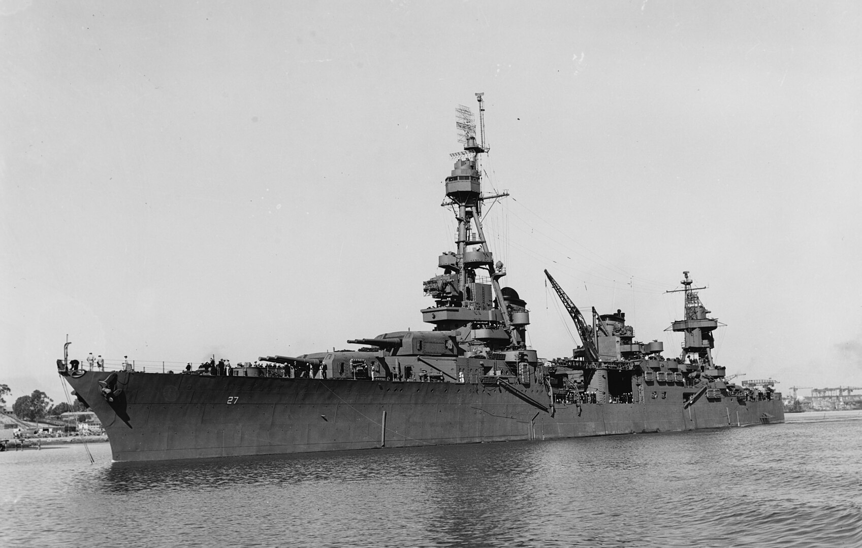 1697px USS Chester CA 27 Mare Island Oct 1943