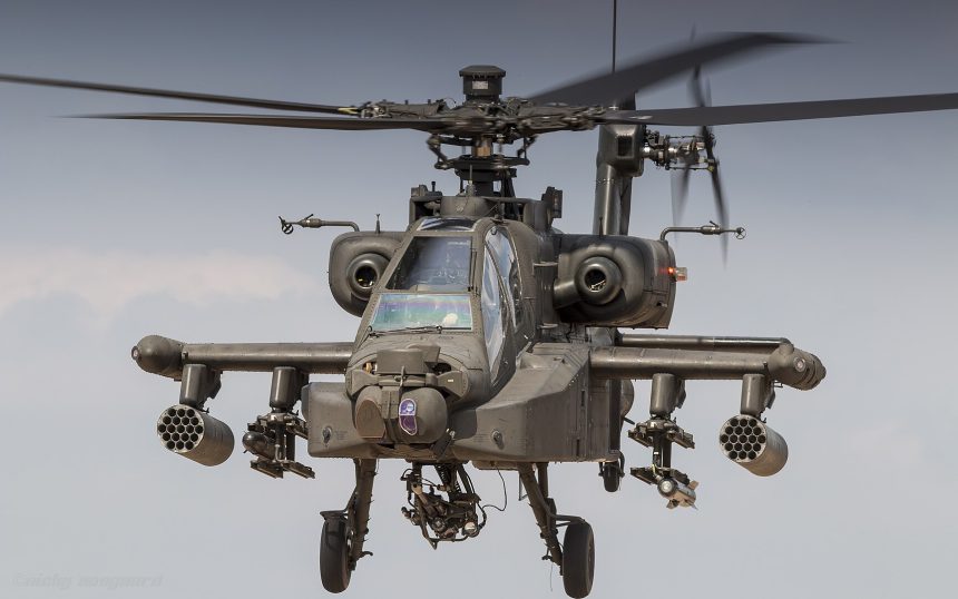 1728px RNLAF AH 64 Apache at the Oirschotse Heide Low Flying Area 36570605232