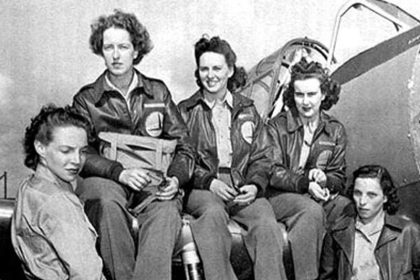 1943 WAFS Barbara Towne Cornelia Fort Evelyn Sharp Barbara Erickson and Bernice Batten beside a Vultee BT 13 Valiant