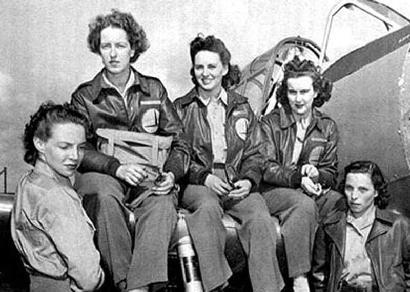 1943 WAFS Barbara Towne Cornelia Fort Evelyn Sharp Barbara Erickson and Bernice Batten beside a Vultee BT 13 Valiant