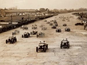 Early coexistence of road racing and aviation at Brooklands