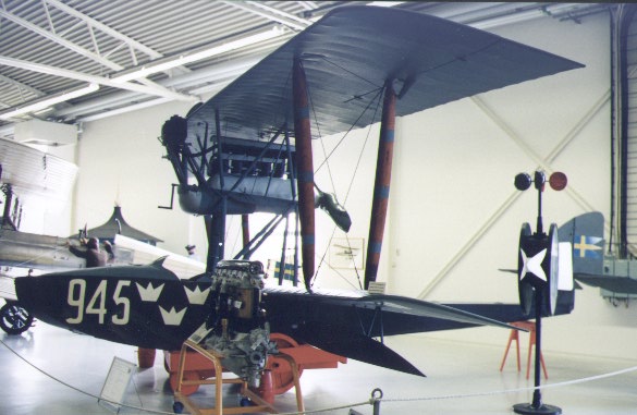 Macchi M.7 with separate Isotta Frascini engine on display cart at the Flygvapenmuseum, prior to the restoration project.