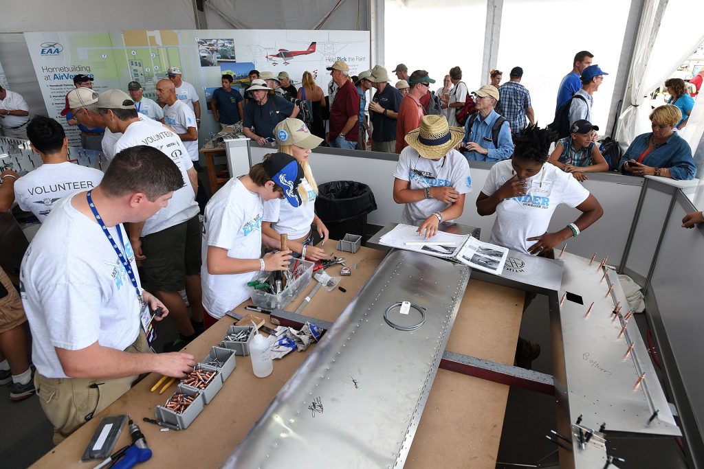 EAA to Bring One Week Wonder Aircraft Build Back to AirVenture Oshkosh in 2027 13 2014 wing construction