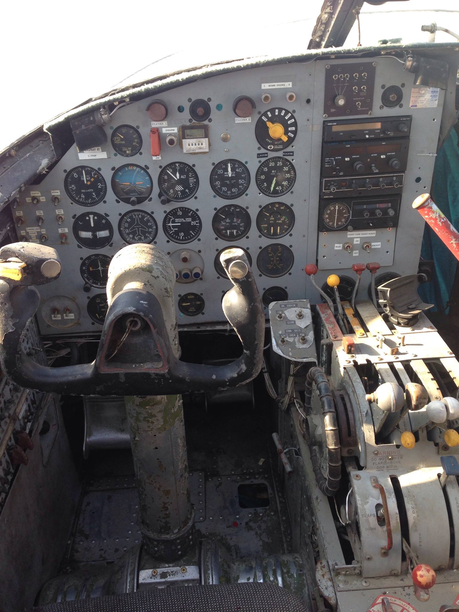The Invader's main instrument panel. (Photo via Reevers)