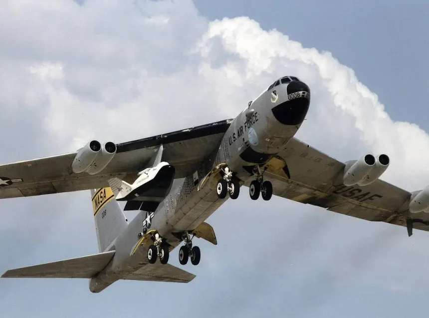 Boeing B-52B