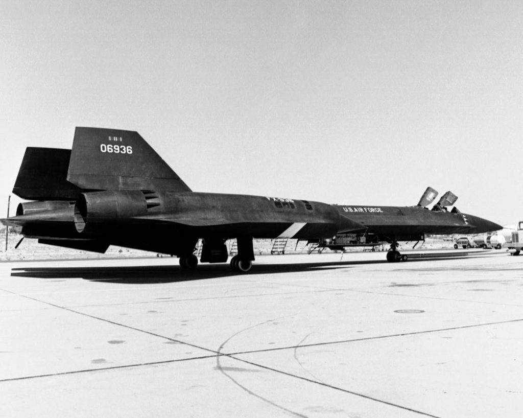 Flight Test Files: Lockheed YF-12 - The Mach 3 Interceptor That Almost Was 11 362377main E 22047 full