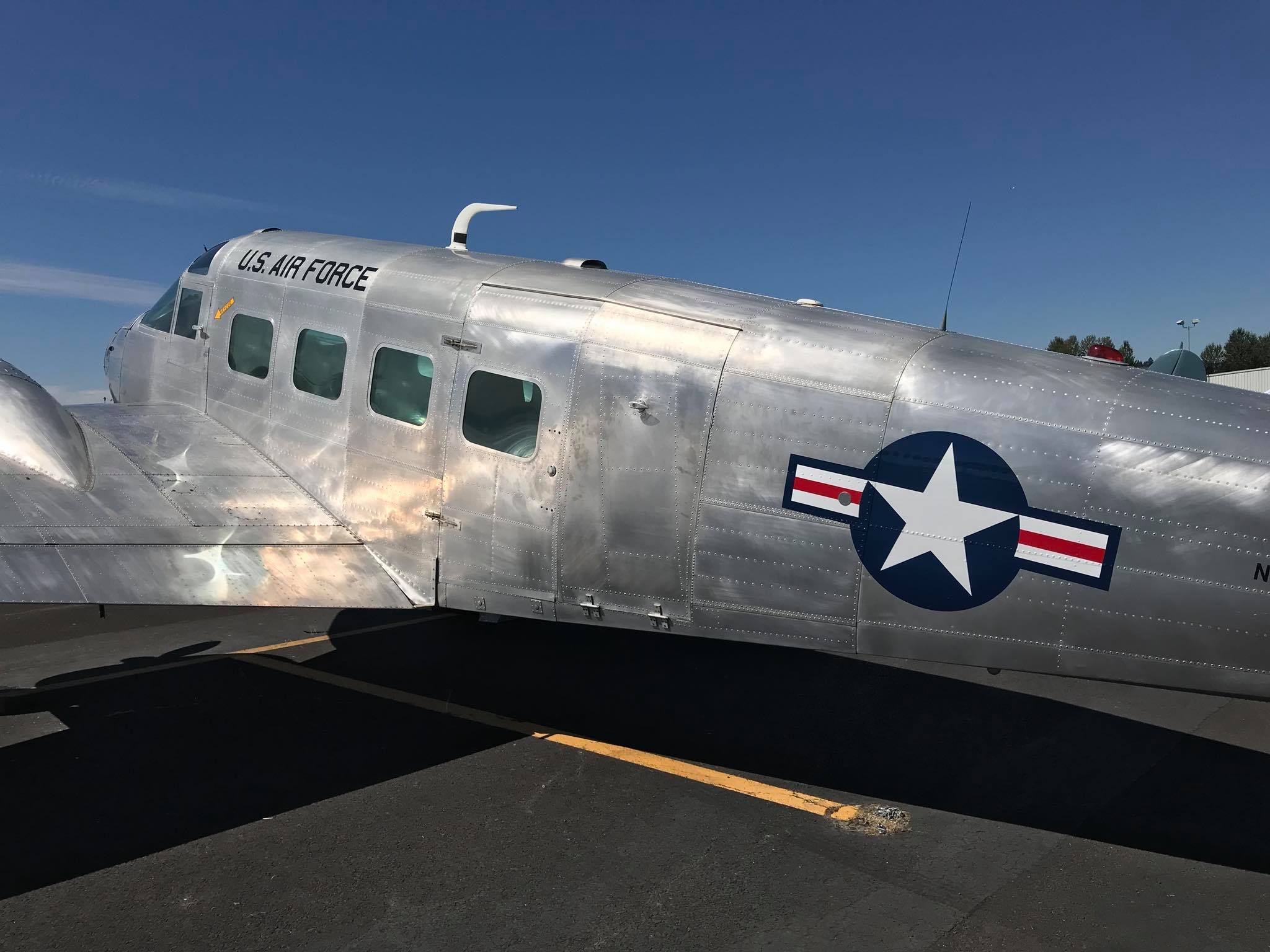 Randy's Vintage Profiles: Beechcraft Model E18S "Kilroy's Cadets" 19 38539082 2220369361324042 8622501181521920000 n