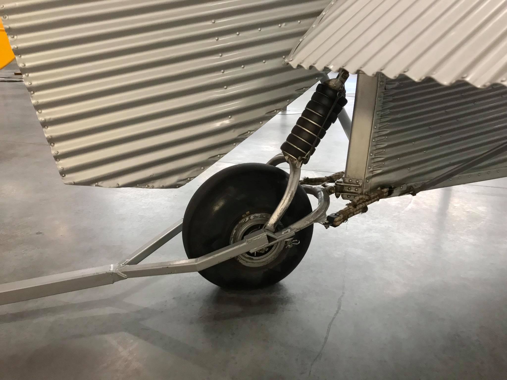 Randy's Vintage Profiles: Hamilton H-47 Metalplane 11 39024285 2232416610119317 4116615489088651264 n