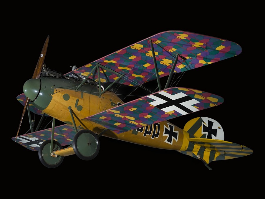 3 4 view of Albatros D.Va Stropp Smithsonian Photo by Mark Avino