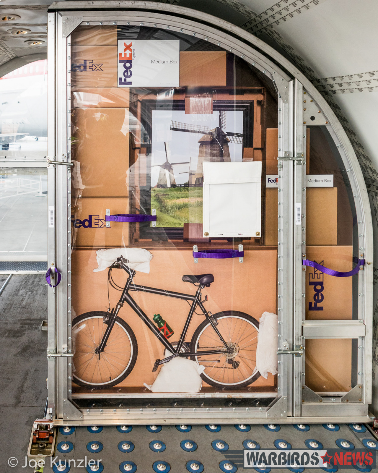 A slice of FedEx cargo showing how the aircraft would hold the shipping pallets. (photo by Joe Kunzler)