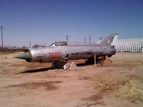 Randy's Warbird Profiles: Mikoyan Gurevich MiG-21 "Fishbed" 12 58462291 2639775819383392 2818847041352892416 n