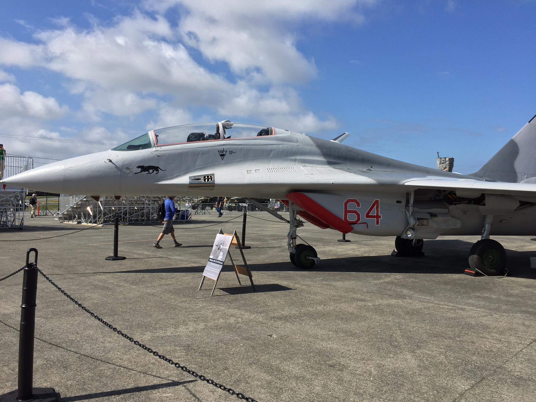 Randy's Warbird Profiles: Mikoyan-Gurevich MiG-29UB "Fulcrum" 12 599959676 26150457877888522 553566409668971726 n
