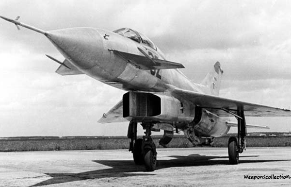 Grounded Dreams of a Mach 2 Future: The Mikoyan-Gurevich Ye-8 Chronicles 17 6.Eksperimentalnyj istrebitel E 8 2. 600x385 1