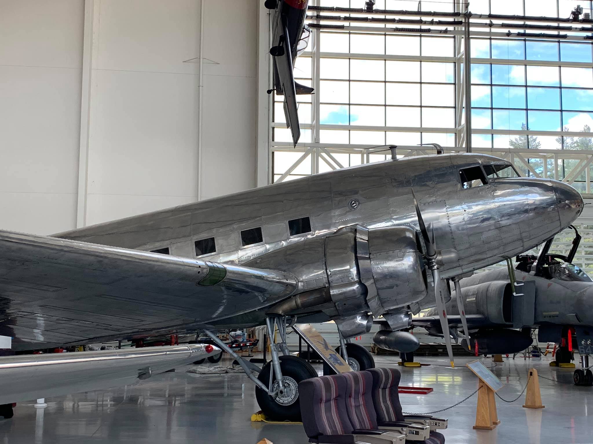 Randy's Vintage Profiles: Douglas DC-3 Mainliner "Reno" 36 66455120 2779297875431185 5594870157798277120 n