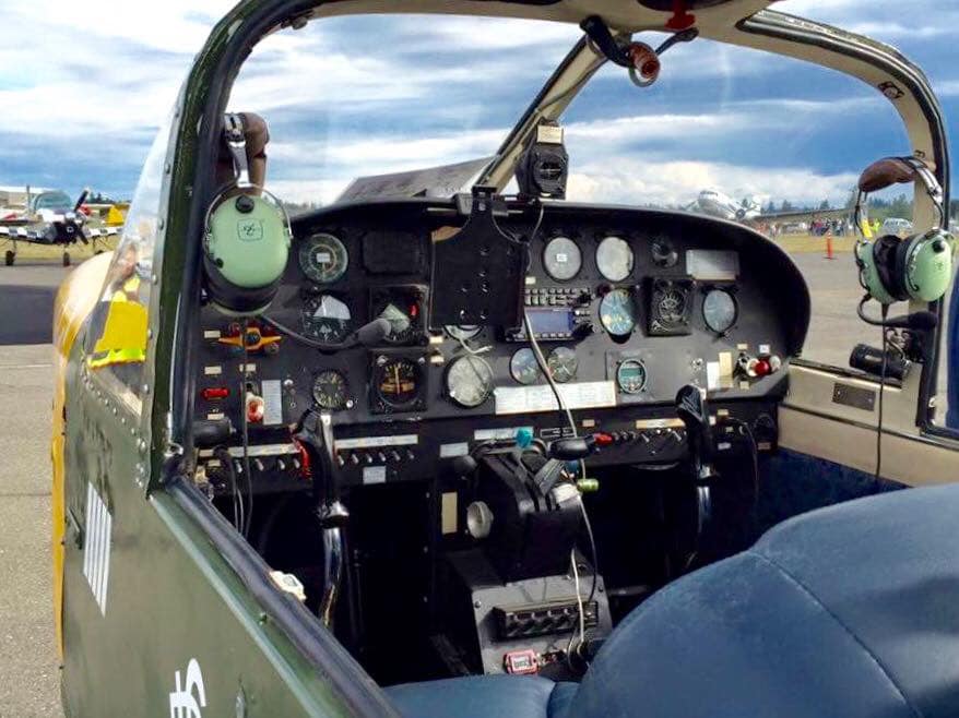 Randy's Warbird Profiles: Industria Aeronautică Română IAR-823 21 72467654 2973809822646655 3804396122860945408 n