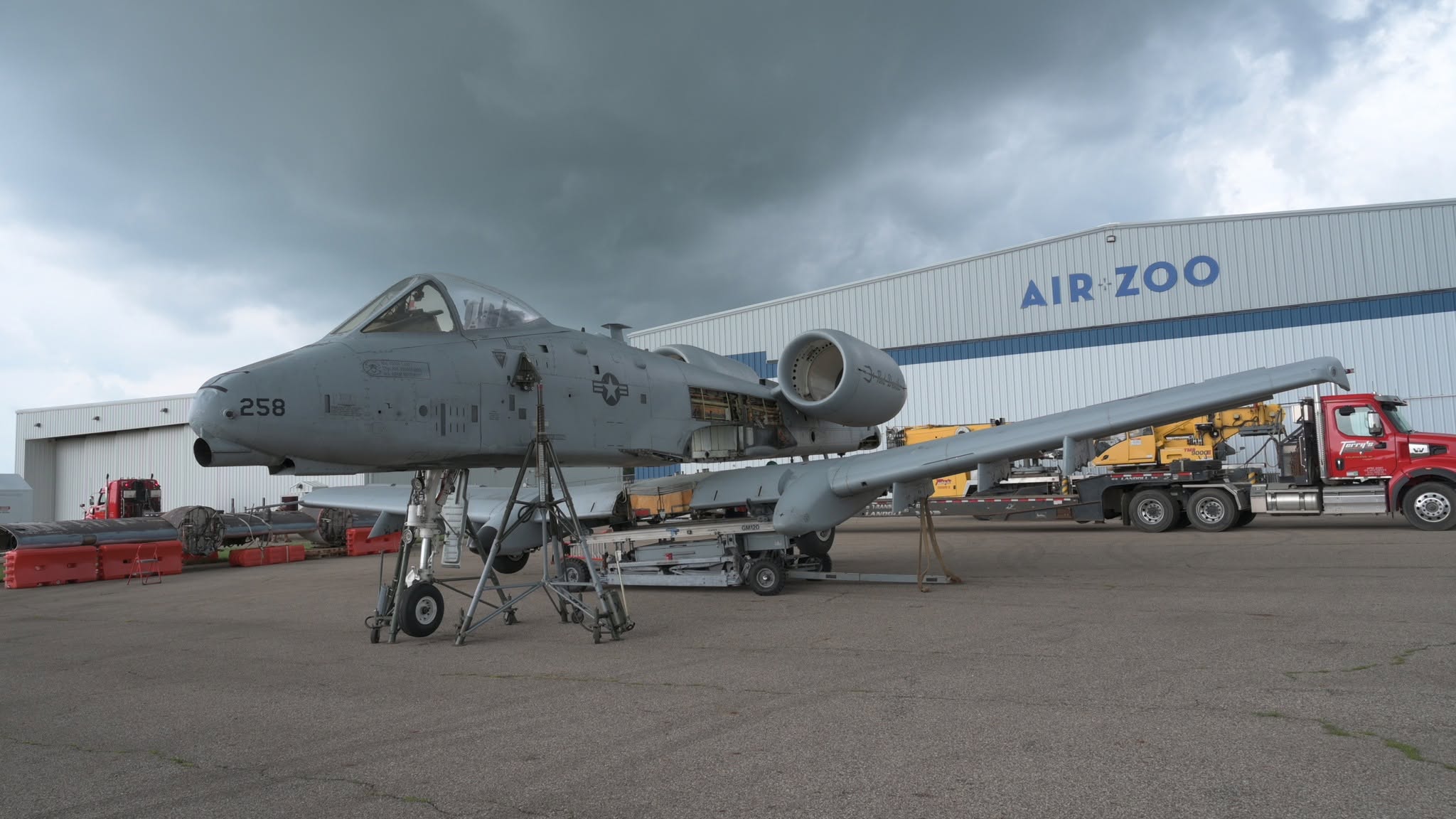 Air Zoo Places Combat-Veteran A-10C Thunderbolt II On Display 27 742951656 1442365657933557 7231932401512707862 n