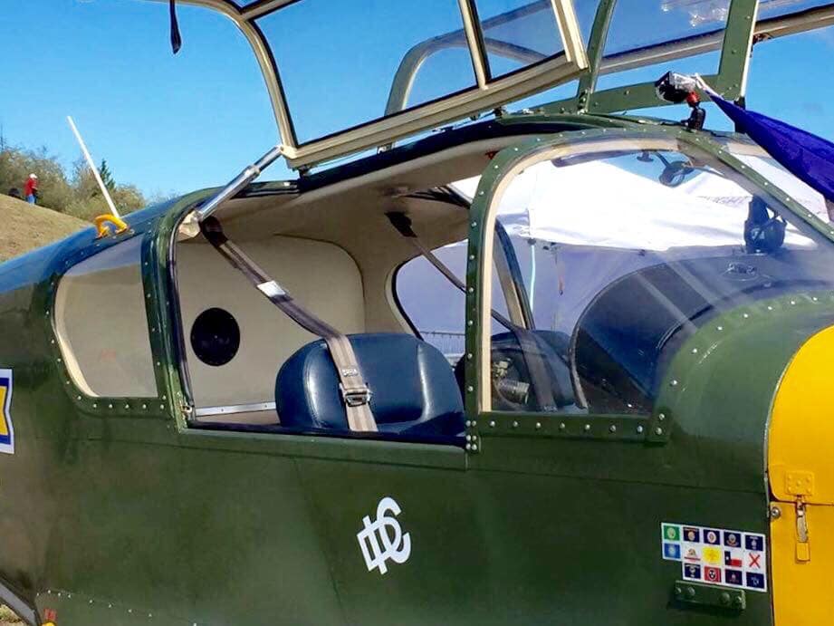 Randy's Warbird Profiles: Industria Aeronautică Română IAR-823 12 74407465 2973810095979961 7820334013708500992 n