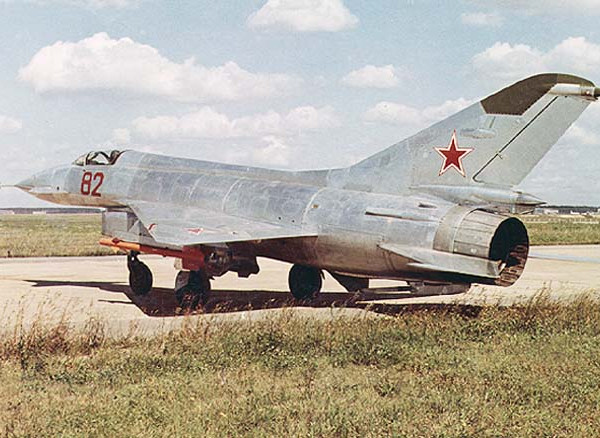 Grounded Dreams of a Mach 2 Future: The Mikoyan-Gurevich Ye-8 Chronicles 15 8.Eksperimentalnyj istrebitel E 8 2. 600x438 1