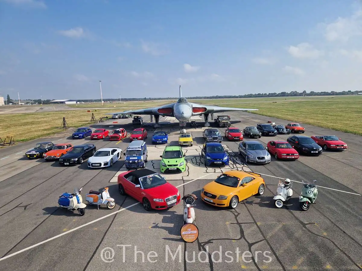 A weekend of Cars Under XH558