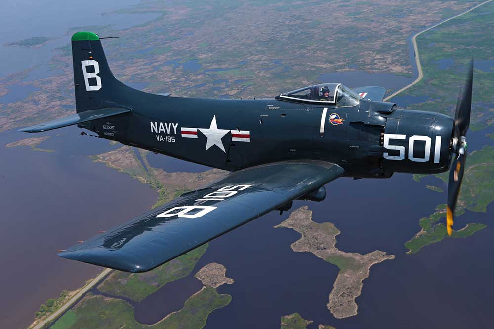 AD 4 Skyraider