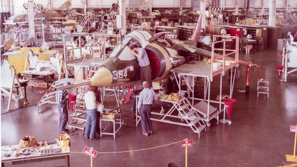 The Forgotten Harrier 13 AV 8A 158384 conversion to AV 8C Don Spering collection 3