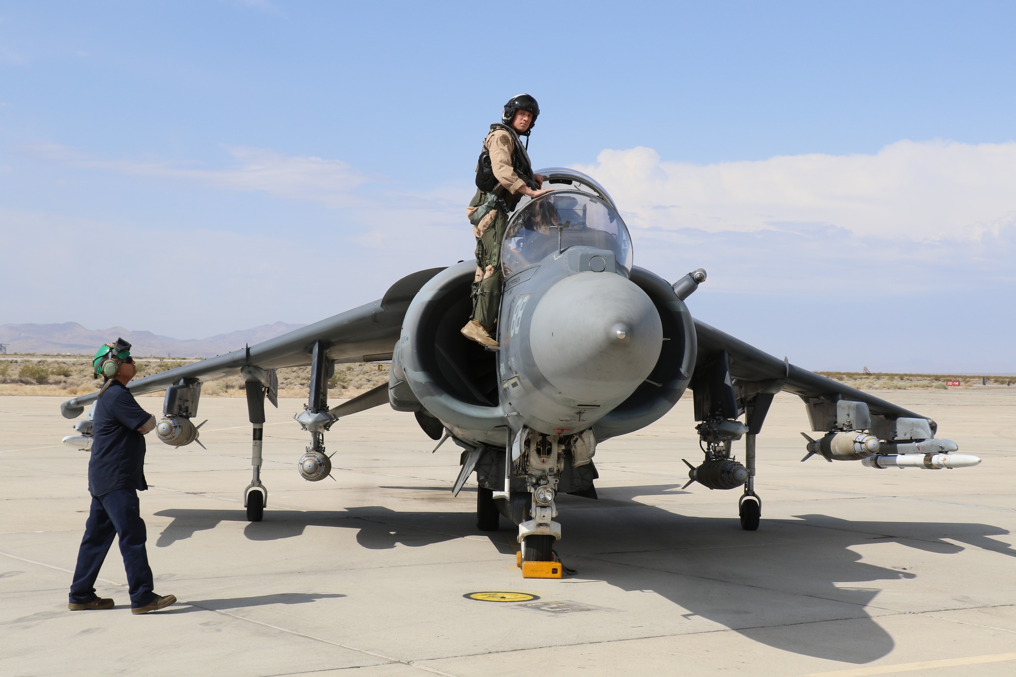 AV 8B Harrier II BuNo 165002 VX 31 at China Lake