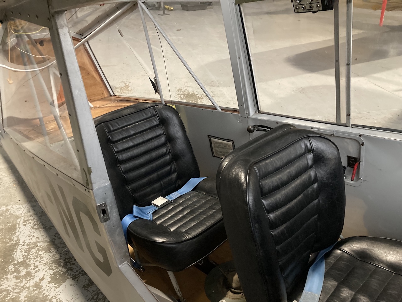 Warbug: The Warbird Pilot’s First Step Pilot Report on the Aeronca L-16 22 Aeronca L 16 4363 4376