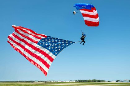 Airshow flag by Gary Daniels OSH 1