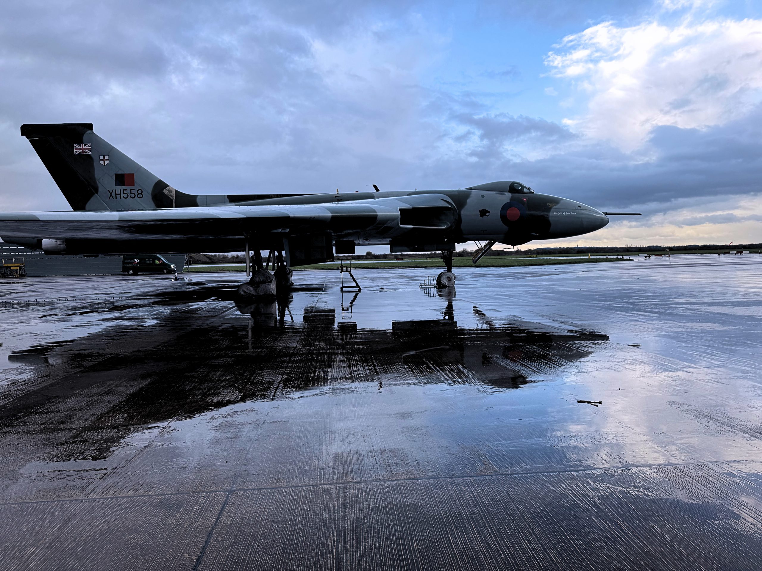 Avro Vulcan XH558 1 scaled