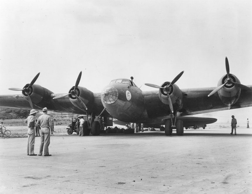 Grounded Dreams: Boeing XB-15 - The Giant That Outgrew Its Engines 19 B 15 bomber 00910460 132