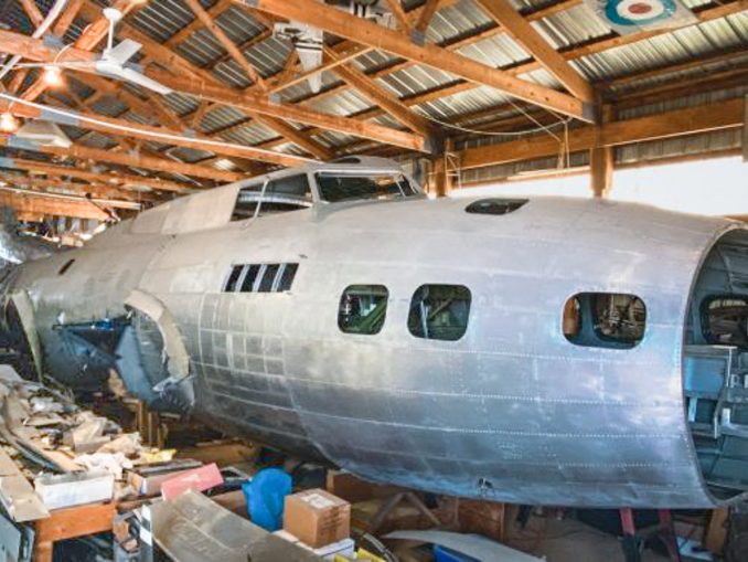 B 17E Desert Rat Restoration o 678x381 1