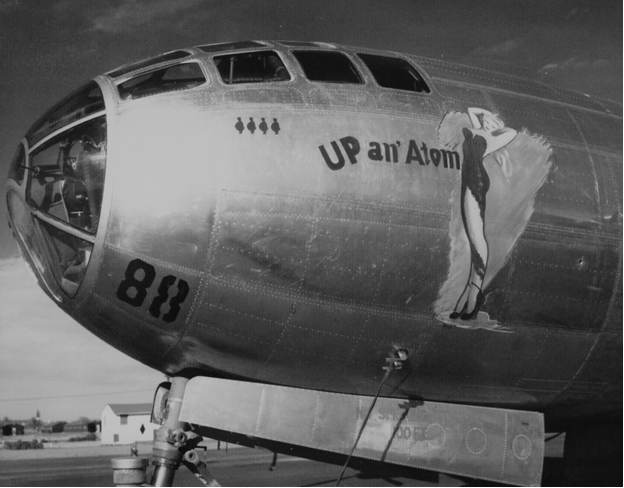 B 29 36 MO 44 27304 Victor 88 Up an Atom