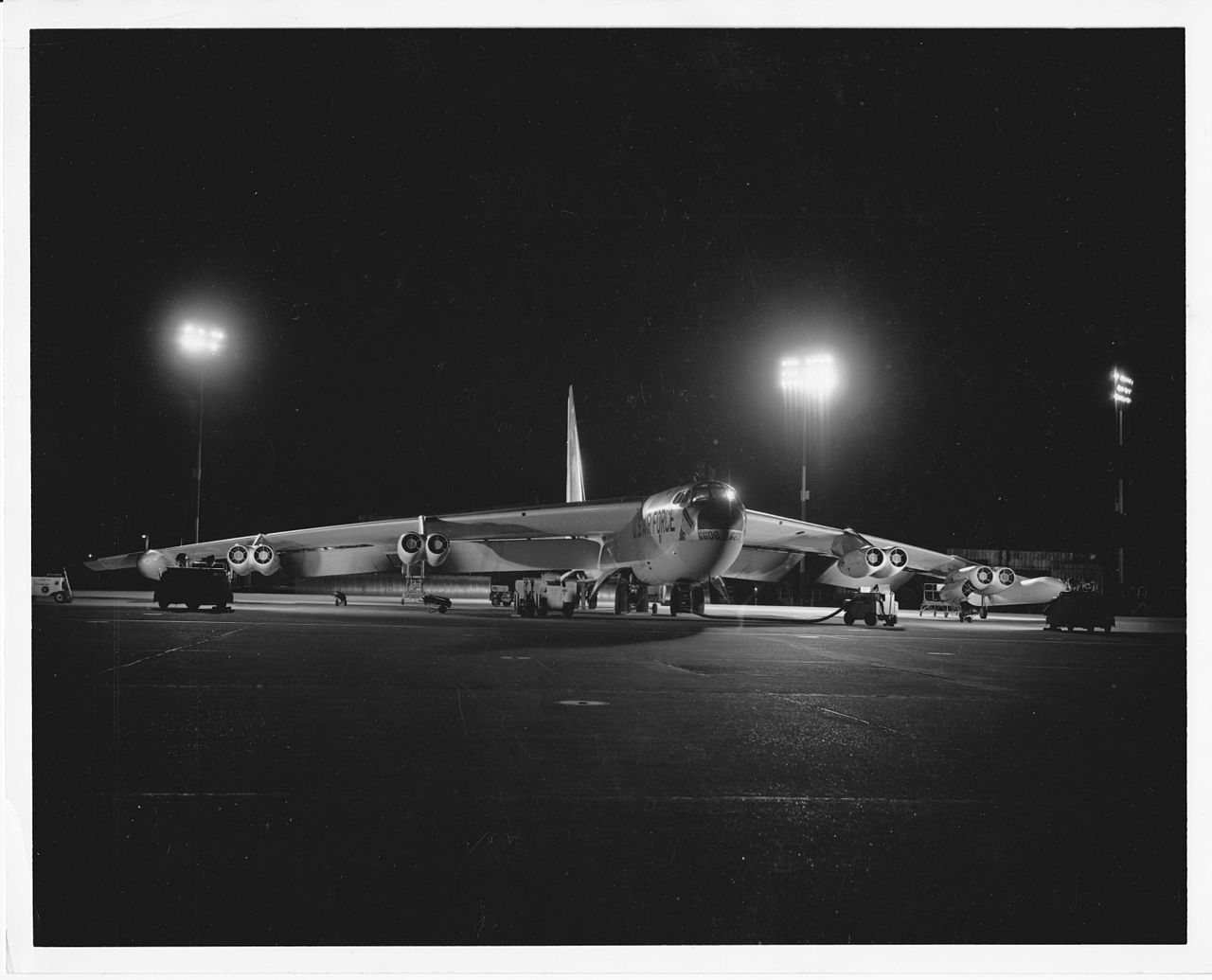 B-52D of 4141st Strategic Wing at Glasgow AFB c.1962 ( Image via Wikipedia)
