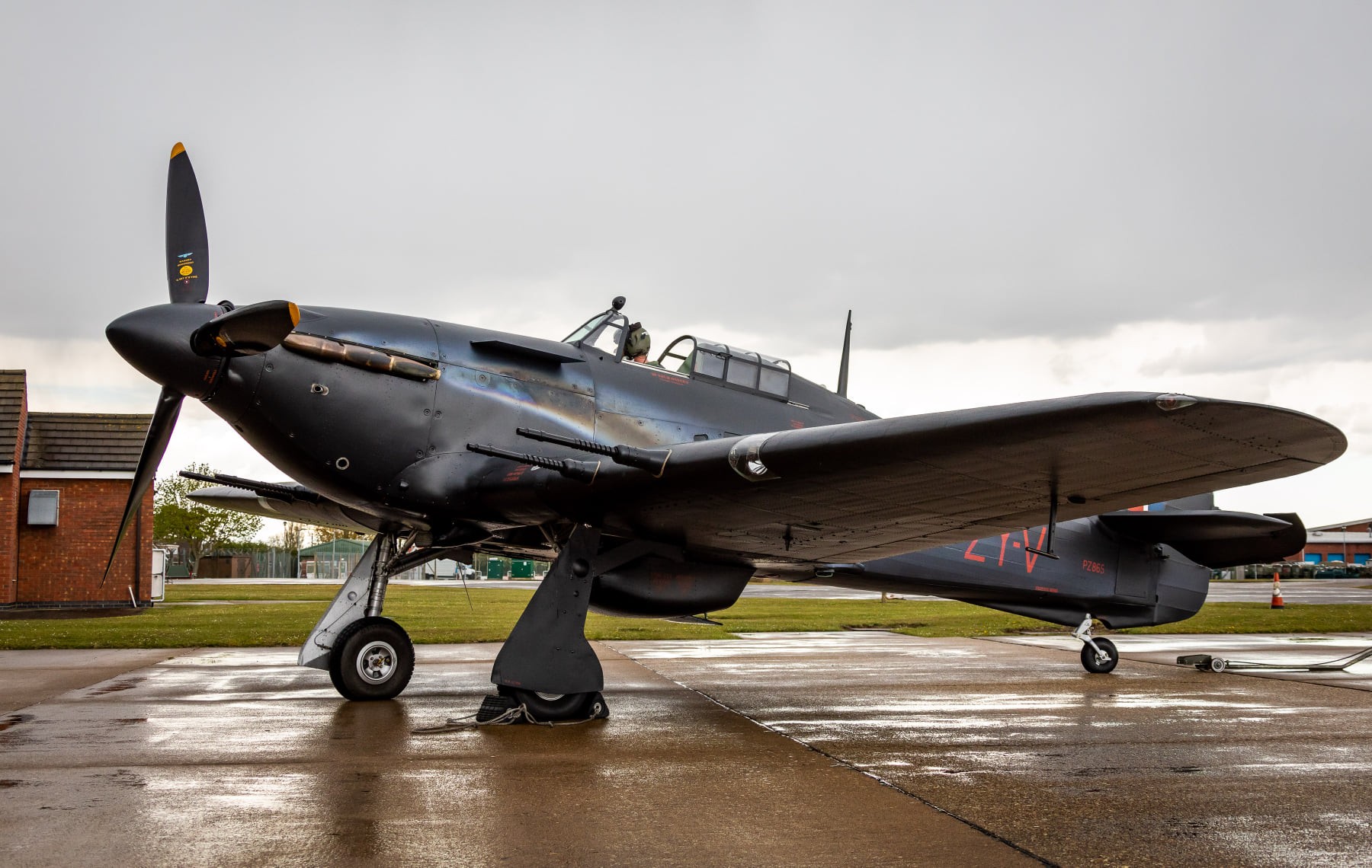 BBMF Hurricane PZ865 n