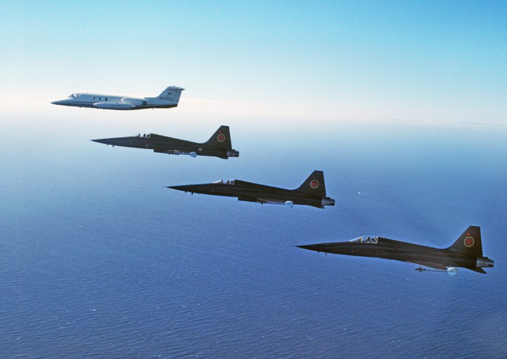 TOP GUN at 40: Inside the Making of an Aviation Icon 24 Baranek Movie 3 F 5s and Lear